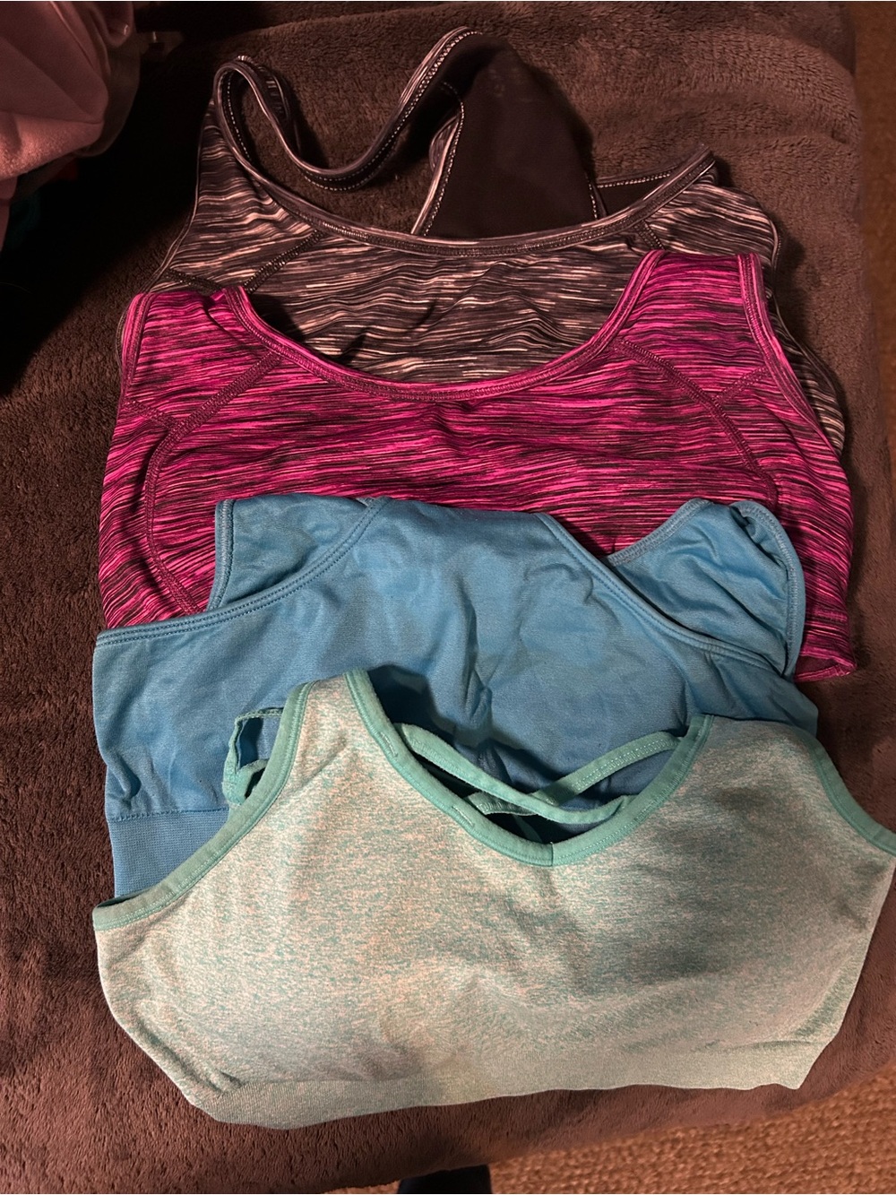 Women’s Active sports Bra Lot - size large